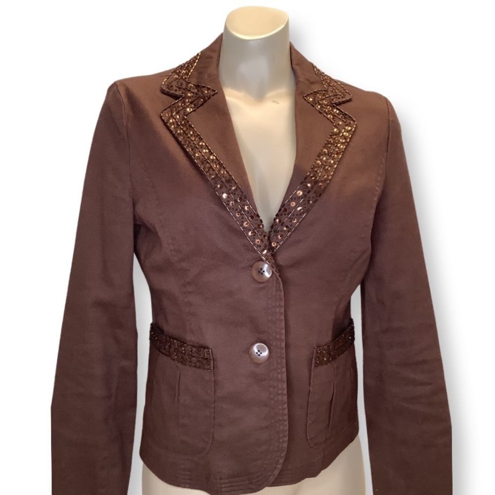 Y2K Lulmari sequence two button jacket with button sleeves